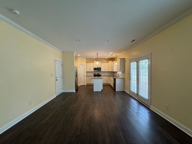 Photo - Beautiful 4 Bed 2.5 Bath Home with Fenced Backyard