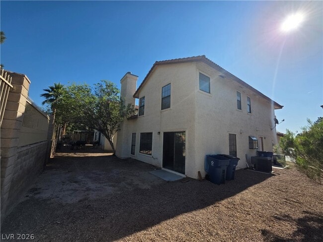 Photo - 4801 Fiesta Lakes St