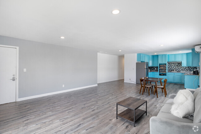 Interior Photo - 1100 Exposition Blvd-Private Suite Co-Living Rental