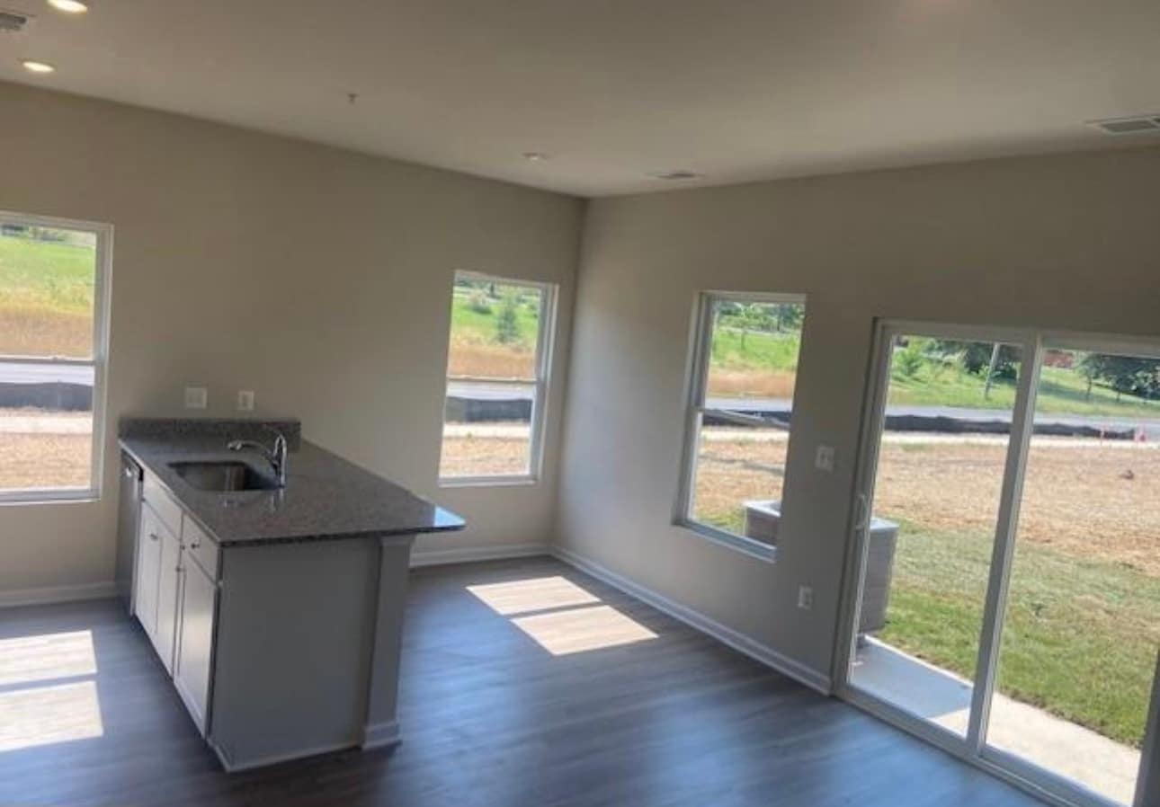 Photo - 8122 Bartholomew Ct