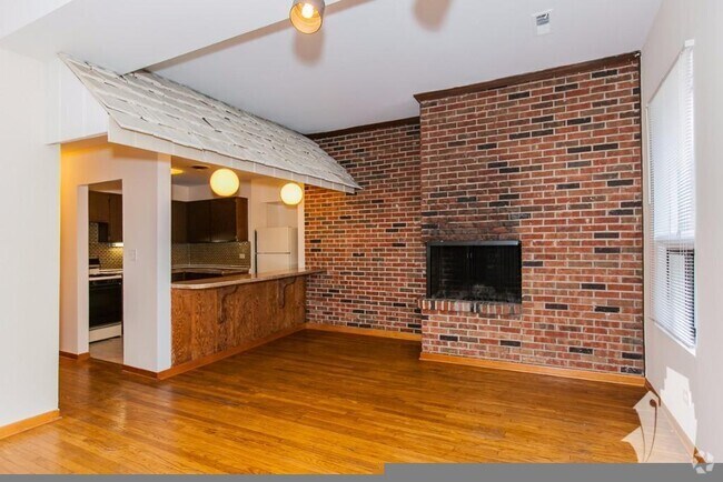 Building Photo - 877 W Lill Ave Unit D1 Rental