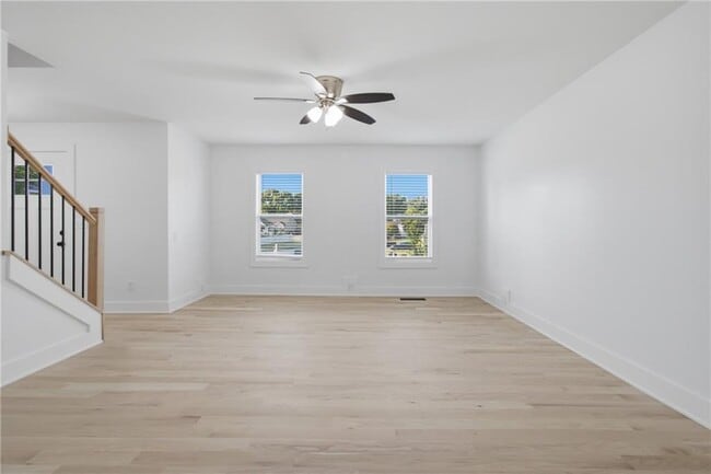 Photo - 230 Pinebridge Ct
