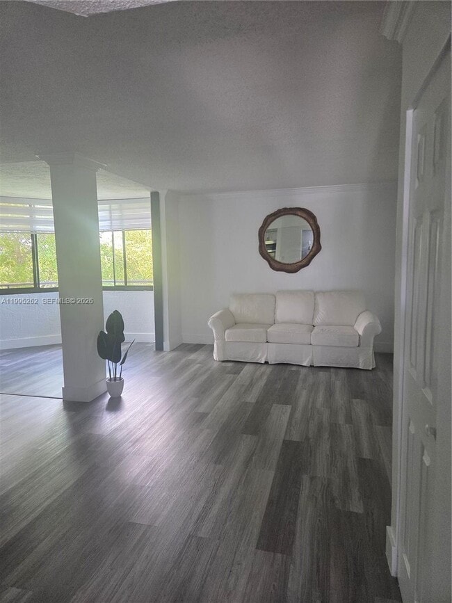 Building Photo - 8365 SW 152nd Ave Unit 3