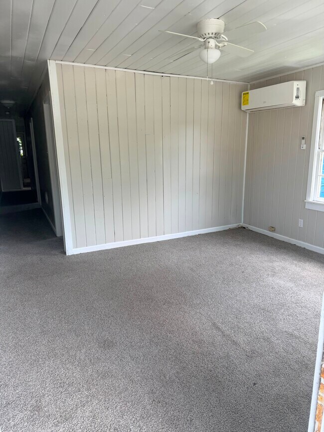 466 Bayshore Duplex Unit A