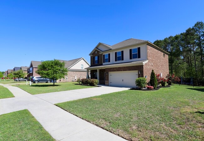 Photo - 545 Curlew Cir