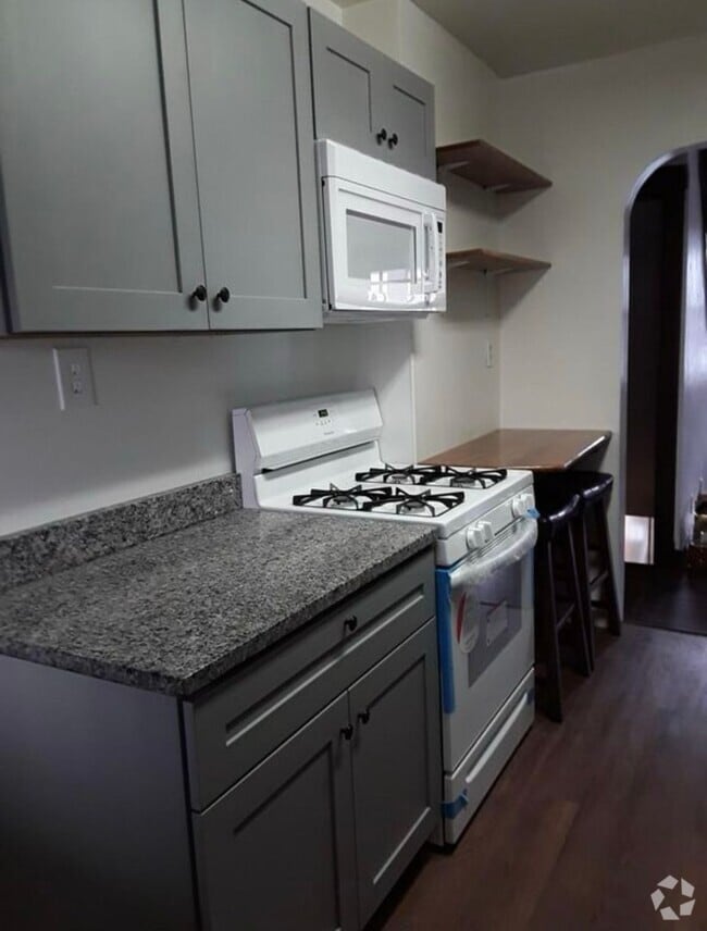 Building Photo - 339 Semple St Unit 339 semple apt 2