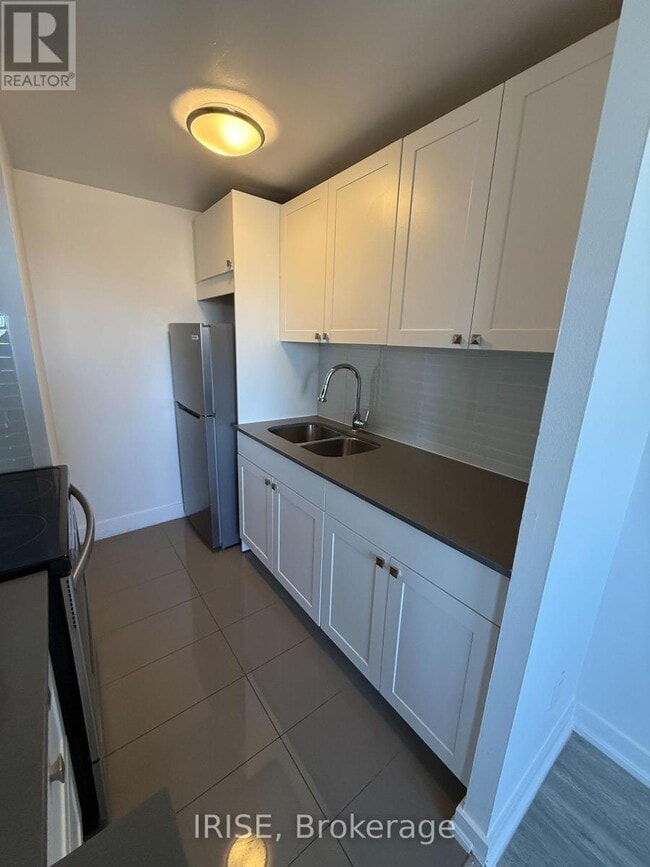 Photo - 7555 Goreway Dr Unit 249