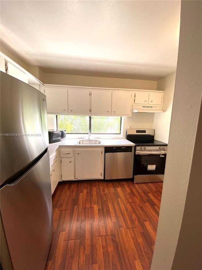 Photo - 1 bedroom in Sunny Isles Beach FL 33160