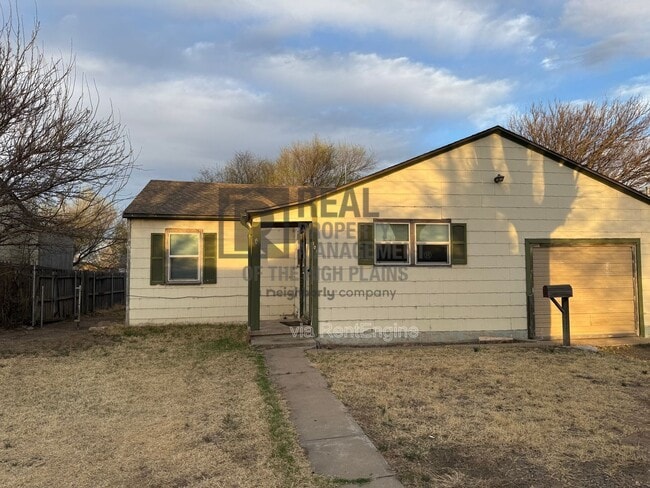 Photo - 103 Caliche St