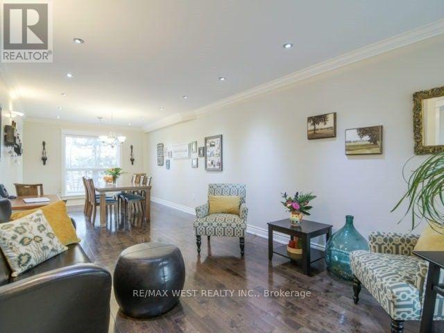 Photo - 75 Forestgrove Cir