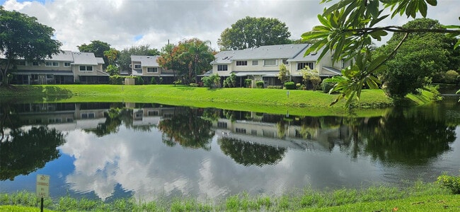 Photo - 2262 Discovery Cir W