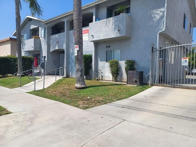 6545 Fulton Ave Unit 205