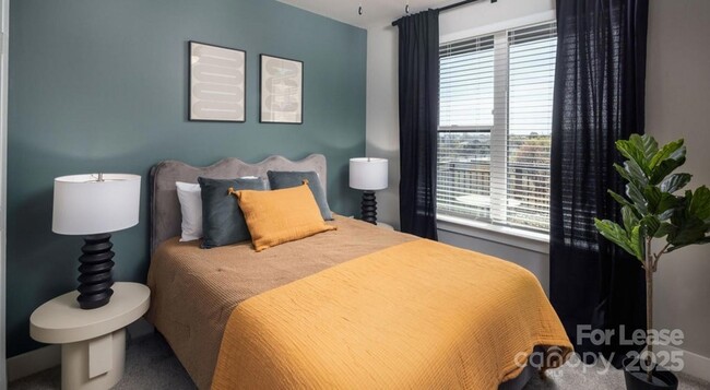 Photo - 1015 N Alexander St Unit A6