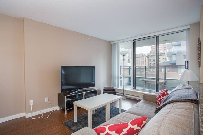 Photo - 502-1082 Seymour Unité 502