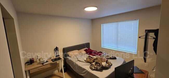 Photo - 1221 Commonwealth Ave