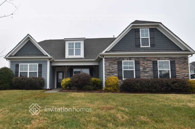 Building Photo - 251 Bushney Loop