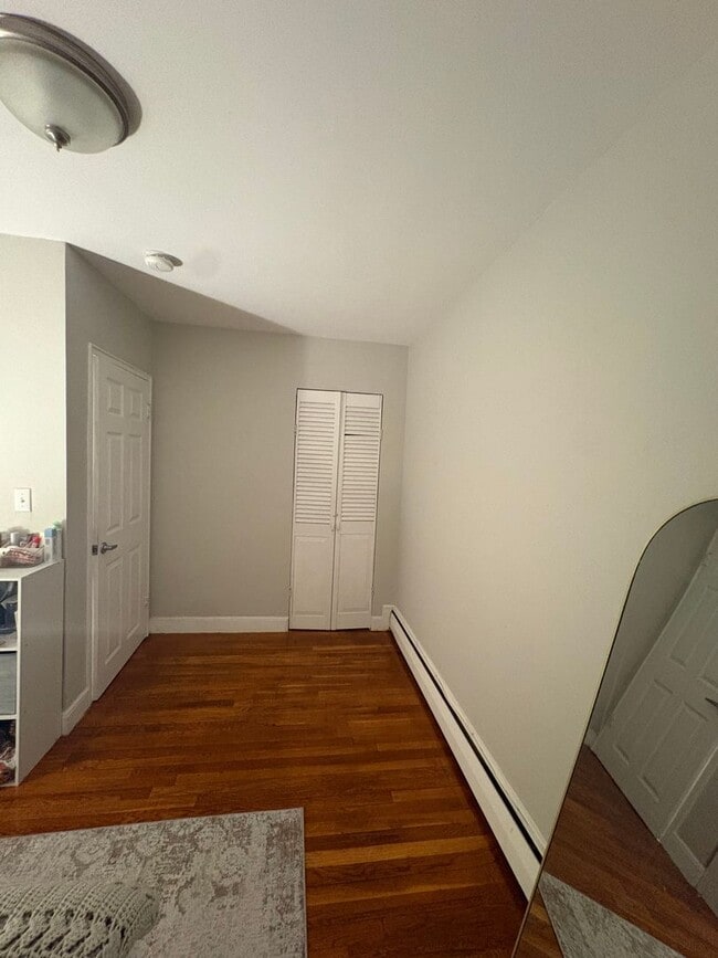 69 Selkirk Rd