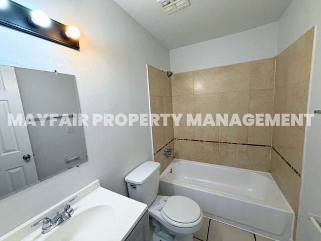 Photo - 4160 21st St