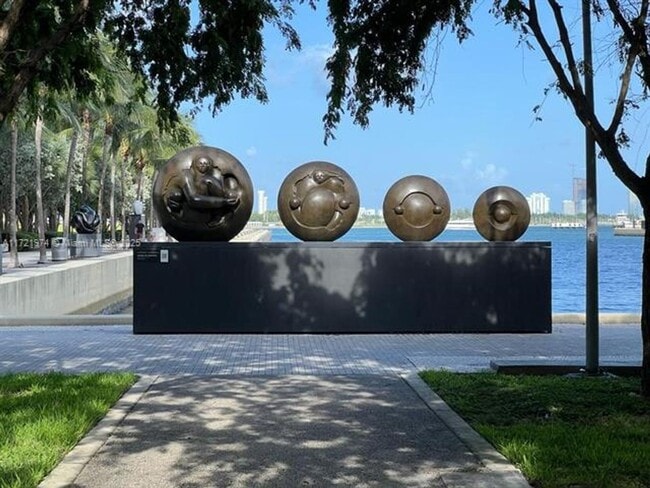 Photo - 900 Biscayne Blvd Unit 900 Biscayne Blvd  3908