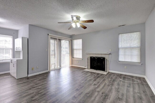 Photo - Call Eric Thompson at (757)685-3172 for more information