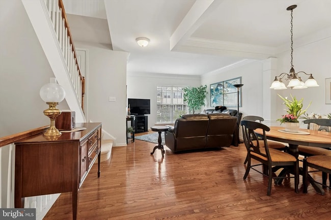 Photo - 204 Hudson Dr