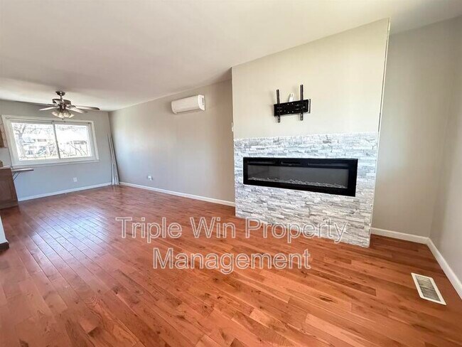 Photo - 5243 Ville Maria Ln