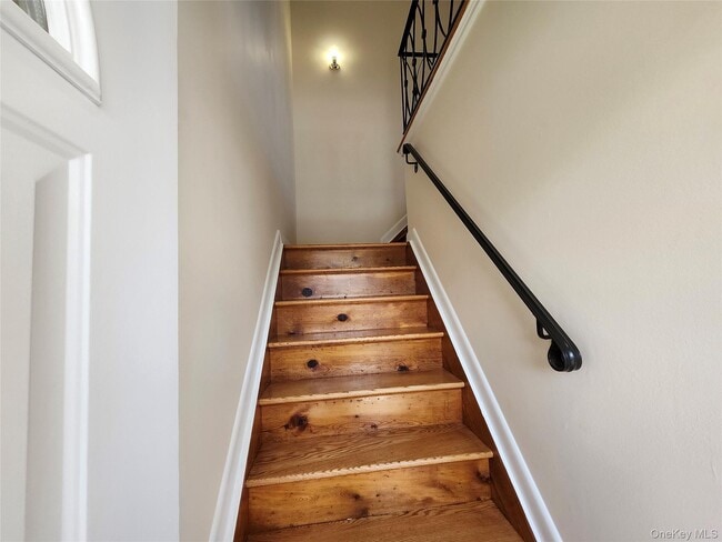 Photo - 33 Graywood Rd