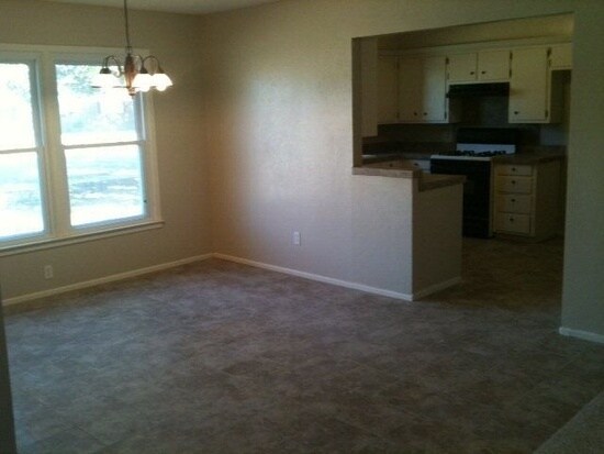 Photo - Large West Lubbock Home