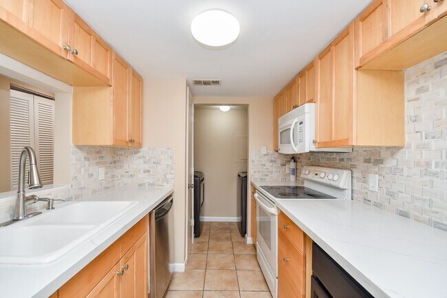 Photo - 9536 Windswept Ln Unit 9536