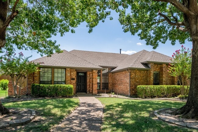 Photo - READY FOR 9/8 Move in.