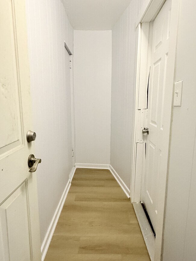 Photo - 1011 Albert Rd Unit 3