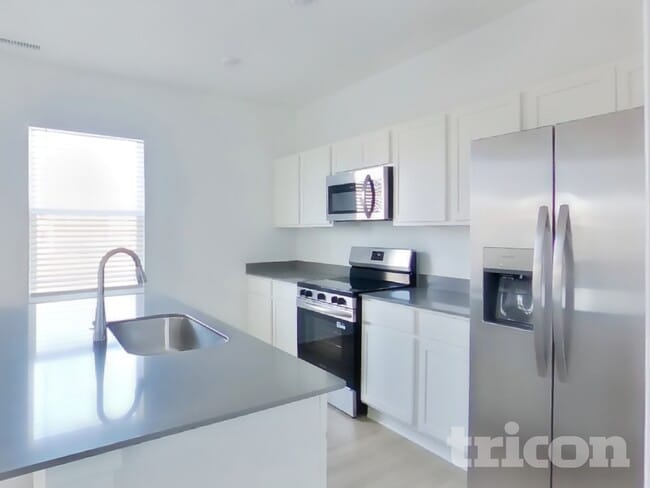 Photo - 11908 Moorfield Ln