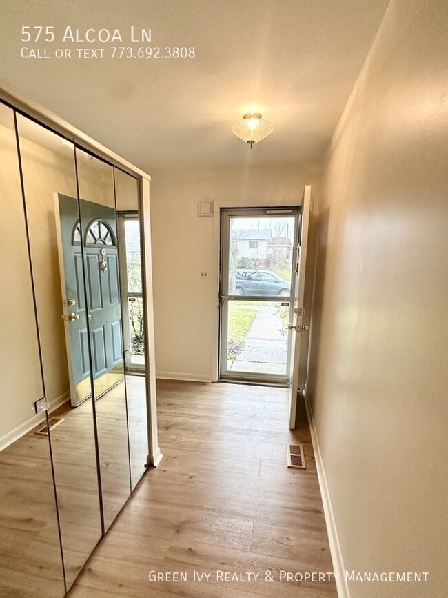 Photo - 575 Alcoa Ln