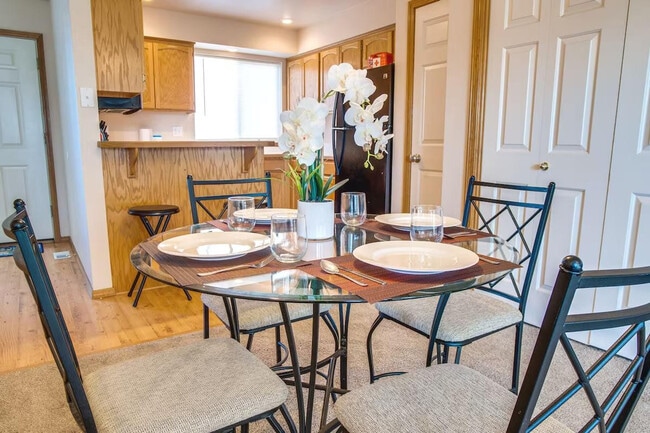 Photo - 23 E King St Unidad ID1308961P