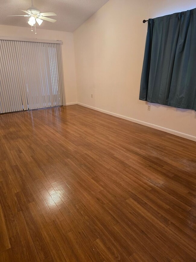Photo - 1200 Tamiami Ln
