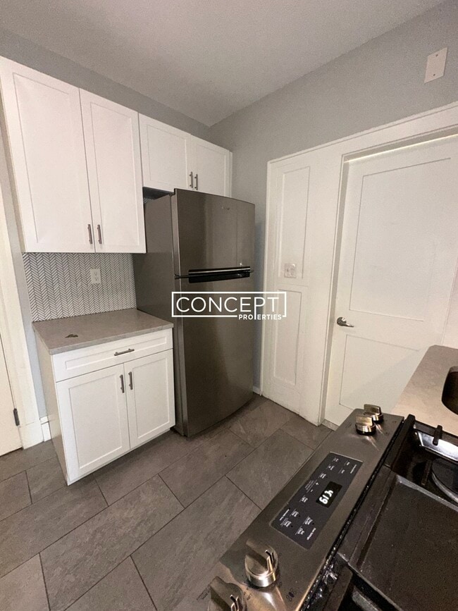 Photo - 229 Lafayette St Unit 10