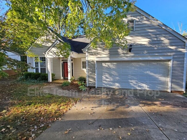 Photo - 6139 Park Hill Rd House