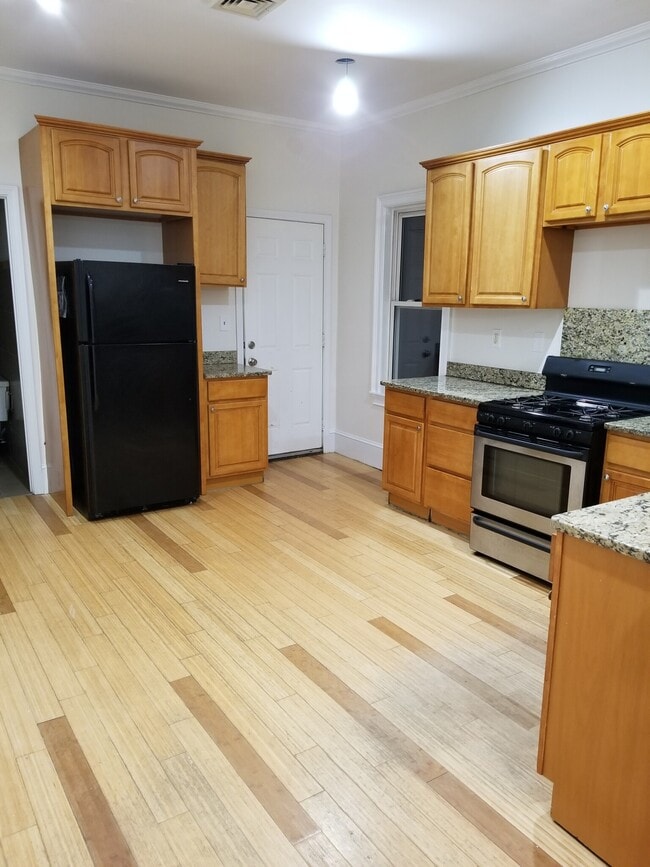 Photo - 9 Landor Rd Unit 3