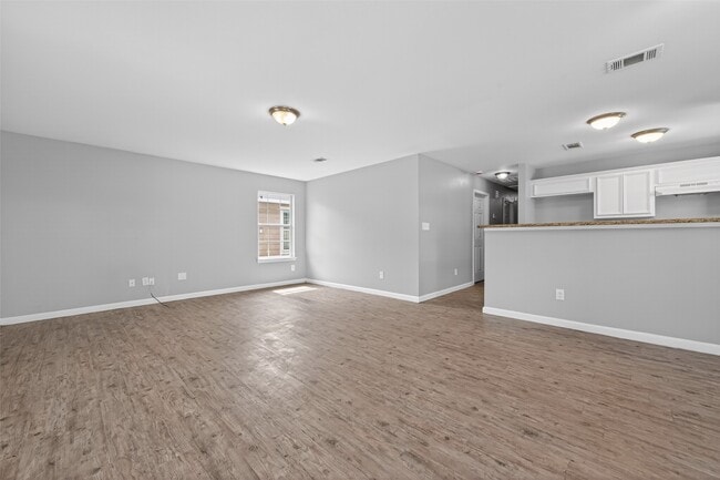 Photo - 7511 Dyer St