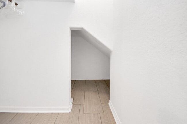 Photo - 2219 Bellefontaine