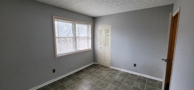 Photo - 3500 Warwick Dr