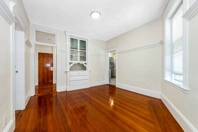 Photo - 46 Brackett St Unit 2