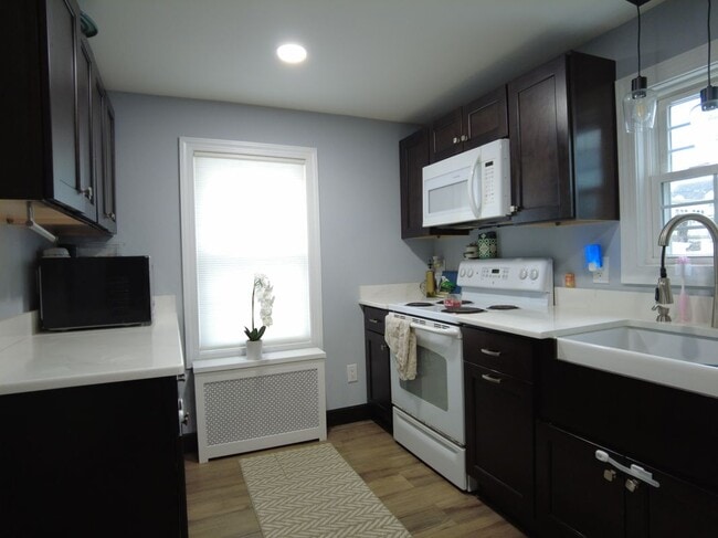 Photo - 80 Mauran St