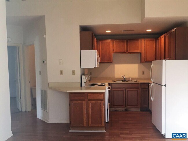 Photo - 102 Morris Paul Ct