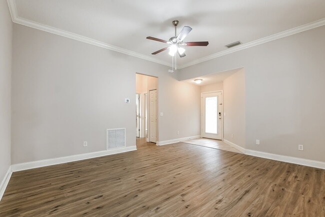 Photo - 348 Ashton Woods Ln