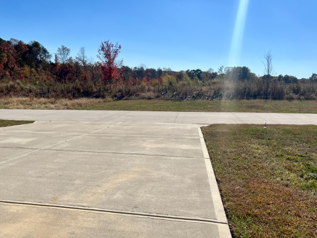 Photo - 2530 Snow Creek Rd NE