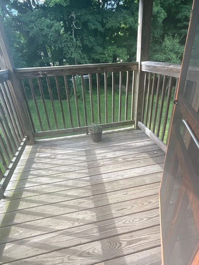 Photo - 21 Cooley Ave Unit 21 Cooley Ave 2nd Floor