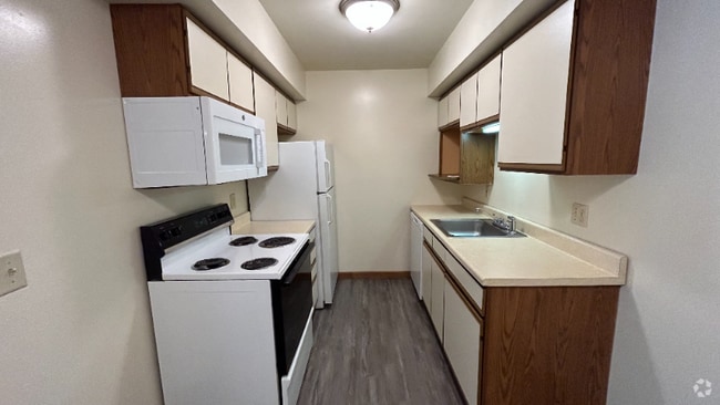 Building Photo - 916 Kings Rd Rental