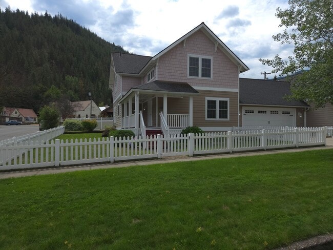 Building Photo - Rare Kellogg Find Rental