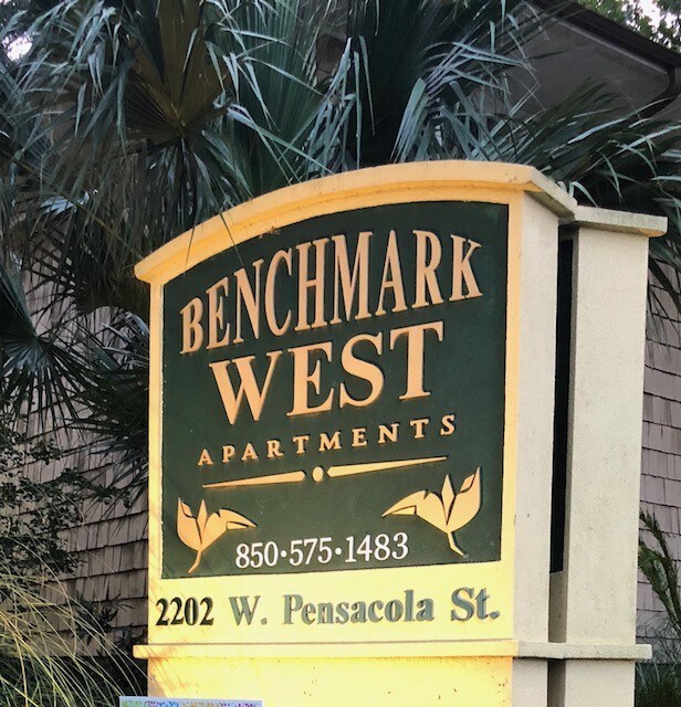 1 bedroom available - 2202 W Pensacola St Apartments Unit 41